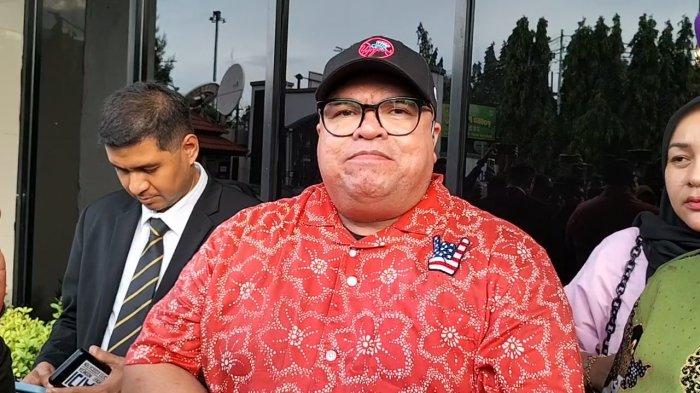 Razman Nasution selepas menemui jajaran Kejari Jakarta Utara, Senin (4/11/2024).