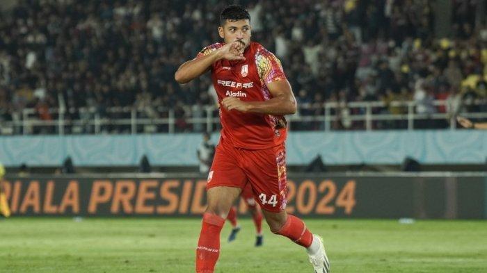Selebrasi pemain Peris Solo, Ricardo De Lima saat lawan Persija di babak perebutan juara ketiga Piala Presiden 2024, Sabtu (3/8/2024) malam WIB.