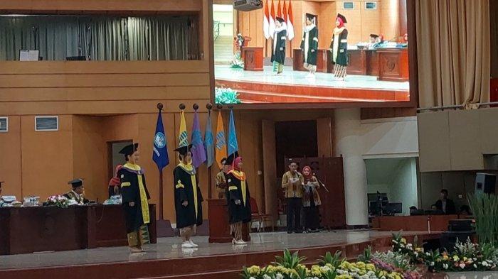 UT Jakarta gelar wisuda daerah untuk Program Diploma, Sarjana, dan Pascasarjana, Minggu (24/9/2023).