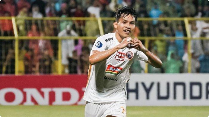 Witan Sulaeman merayakan gol dalam pertandingan Liga 1 2023/2024 antara PSM Makassar vs Persija Jakarta
