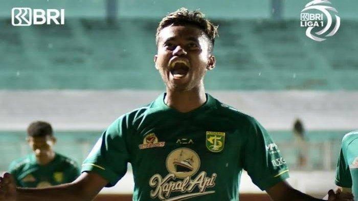 Nasib pemain Persebaya Alwi Slamat nampaknya segera menemui titik terang.