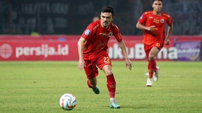 Pemain naturalisasi Filipina, Oliver Bias tampil sebagai line-up Persija Jakarta saat melawan Bali United dalam lanjutan pekan ke-13 Liga 1 2023/2024 di Stadion Patriot Candrabhaga Bekasi pada Minggu (24/9/2023).