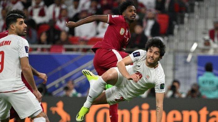 Suasana pertandingan semifinal Piala Asia 2023 antara Iran vs Qatar di Stadion Al Thumama, Doha, Rabu (7/2/2024) malam WIB
