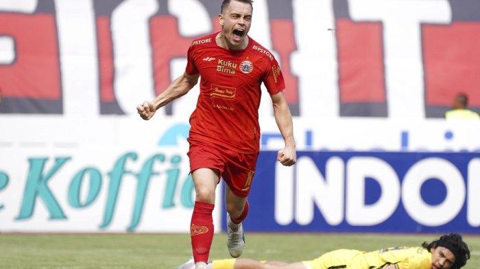 Gelandang Persija Jakarta asal Polandia, Maciej Gajos, akhirnya mencetak gol perdananya pada pekan kesembilan Liga 1 2023/2024 melawan arema FC di Stadion Patriot Candrabhaga, Bekasi, Minggu (20/8/2023).
