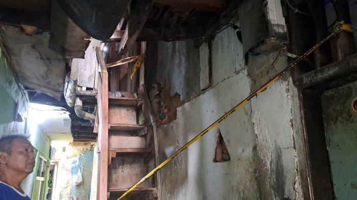 Terkuak identitas pelaku pembunuhan wanita berinisial S (45) di sebuah rumah kontrakan, di RT 04/W 01, Kelurahan Angke, Kecamatan Tambora, Jakarta Barat. Ternyata suami korban berinisial D (42).