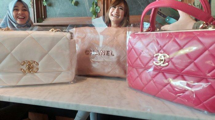 Berbagai jenis tas branded bisa dijual kembali dengan harga yang lebih tinggi. 