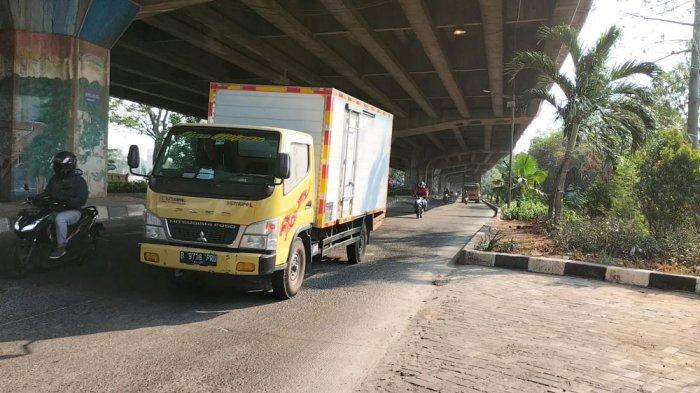 Lokasi maling motor kepergok warga saat berasksi di Jalan Ancol Timur, depan Gerbang Carnaval Ancol, Pademangan, Jakarta Utara, Selasa (29/8/2023). 