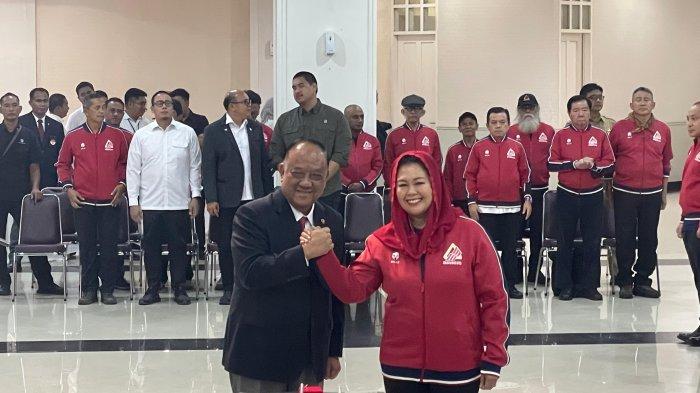 Ketua Umum KONI Pusat Marciano Norman dan Ketua Umum FPTI Yenny Wahid di Wisma Kemenpora, Senayan, Jakarta, Senin (4/3/2024)