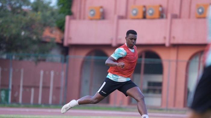 Meshaal Osman saat berlatih bersama Timnas Indonesia U-20.