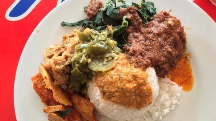 Nasi padang.