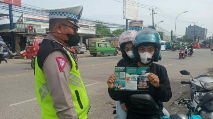 Satlantas Polresta Tangerang melakukan Operasi Zebra 2022 untuk menjaring para pelanggar lalu lintas. Didapati angka kecelakaan turun 50 persen bila dibandingkan dengan tahun 2021, Jumat (21/10/2022).