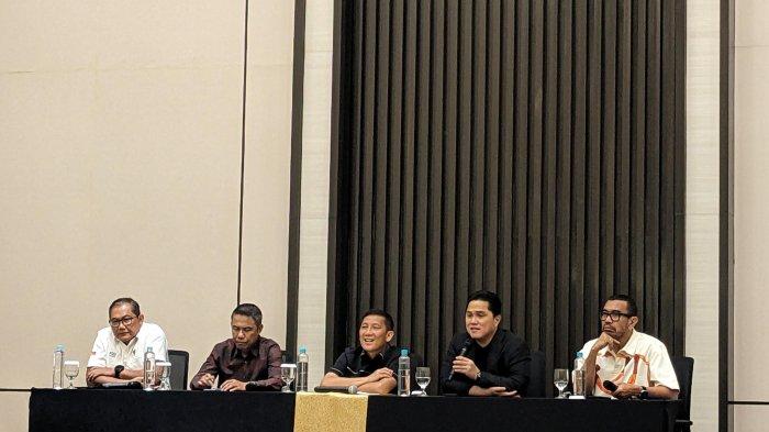 Petinggi PSSI dan PT Liga Indonesia Baru (PT LIB) di antaranya para ketua yakni Erick Thohir, Ferry Paulus, anggota Exco Arya Sinulingga, Sumardji, dan Sekjen Yunus Nusi.