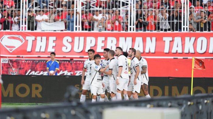 Potret selebrasi kemenangan Persija Jakarta di kompetisi Liga 1.