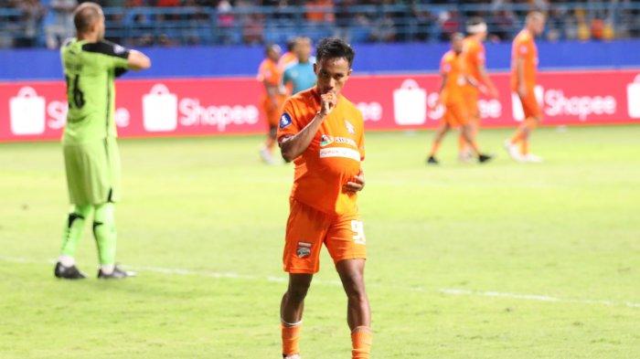 Selebrasi Muhammad Sihran - Hasil Liga 1 pada pertandingan Borneo FC vs Persija Jakarta berkesudahan dengan skor akhir 3-1 untuk kemenangan Pesut Etam, Selasa (6/2/2024) di Stadion Batakan.