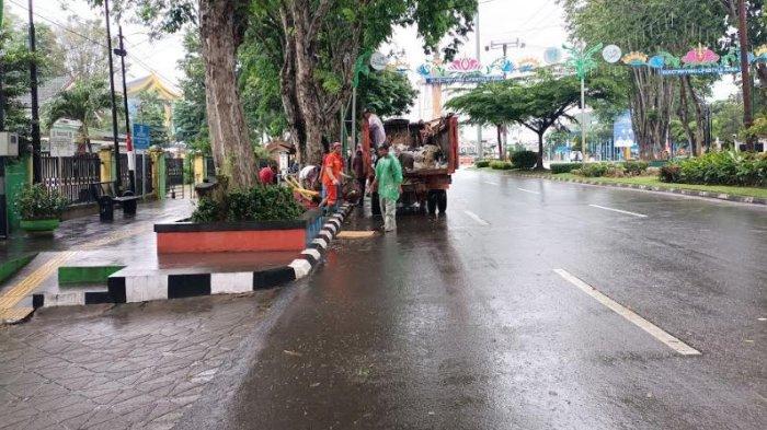 Pemkot Jambi memberlakukan aturan baru terkait buang sampah di TPA Talang Gulo