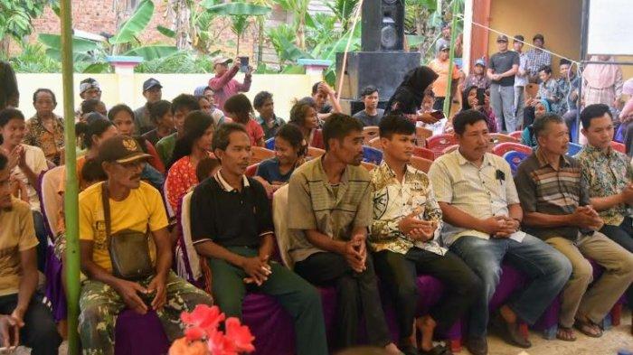 PJ Bupati Sarolangun Bahri mengajak para masyarakat Suku Anak Dalam (SAD) agar dapat menjaga kondusifitas dalam Pilkada serentak tahun 2024 ini.