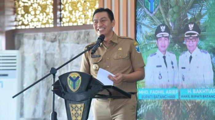 Bupati Batanghari Fadhil Arief