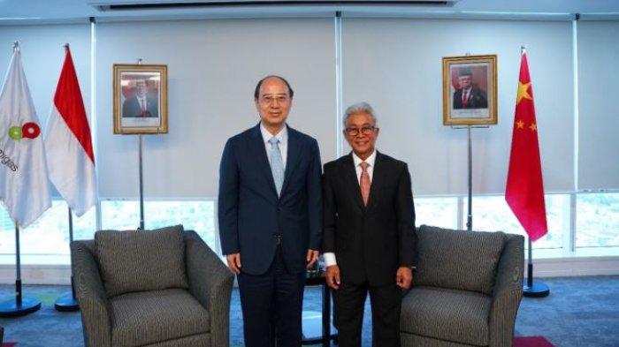 Presiden Direktur CNPC Dai Houliang dan  Kepala SKK Migas Dwi Soetjipto.