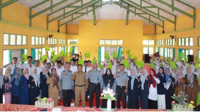 Kemenkumham Jambi melalui Tim RUKI (Guru Kekayaan Intelektual) mengadakan kegiatan sosialisasi tentang perlindungan Hak Kekayaan Intelektual (HKI) di SMK N 1 Batang Hari.