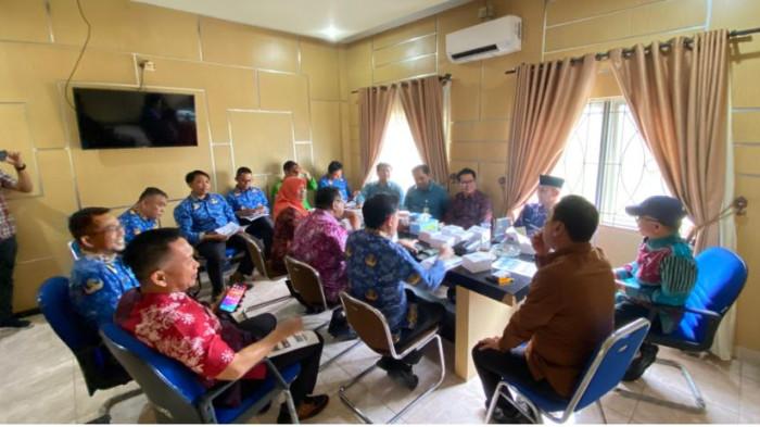 Pemerintah Kabupaten Tanjung Jabung Timur menggelar Rapat Koordinasi Universal Coverage Jamsostek (UCJ) bertempat di Aula Rapat Sekretaris Daerah.
