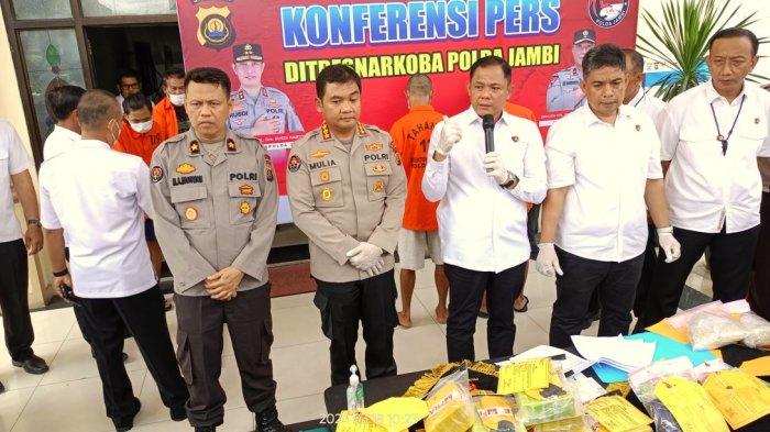 Polda Jambi bongkar penyelundupan narkoba di Jelutung, barang bukti 2,9 Kg sabu diamankan