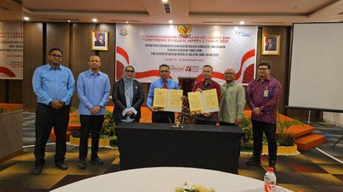 BPJS Ketenagakerjaan bersama Kejaksaan Tinggi Jambi melaksanakan Penandatanganan Perjanjian Kerja Sama (PKS) dan Monitoring Evaluasi terkait penanganan masalah hukum di bidang Perdata dan Tata Usaha Negara.
