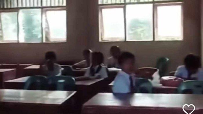 Siswa SD Negeri 078481 Uluna'ai Hiligo'o Laowo Hilimbaruzo, Kecamanan Idanogawo, Kabupaten Nias, Sumatera Utara, curhat sebulan tak ada guru mengajar
