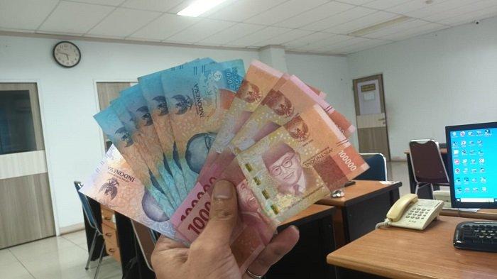 Mimpi Dikasih Uang Rp 20.000: Pertanda Rezeki atau Hanya Isyarat?