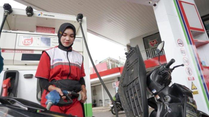 Libur panjang (long weekend) dalam momentum cuti bersama Hari Raya Waisak pada 23 Mei hingga 26 Mei 2024, Pertamina Patra Niaga Regional Sumbagsel telah mengantisipasi kebutuhan LPG dan memastikan ketersediaan pasokan dalam kondisi aman dan distribusi lancar.