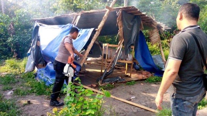 Polresta Jambi menindak terhadap tempat penyalahgunaan narkoba yang marak terjadi di wilayah hukum Polresta Jambi, Minggu (23/7/2023).