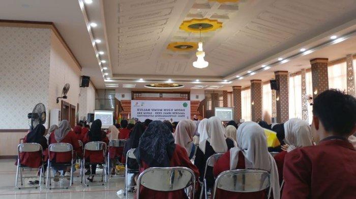SKK Migas PetroChina International Jabung Ltd bersama KKKS wilayah Jambi memberikan kuliah umum kepada mahasiswa-mahasiswi Universitas Muhammadiyah (UM) Jambi, Kamis (27/6/2024).