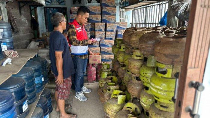 Pertamina Patra Niaga Regional Sumbagsel bersama Pemerintah Kota Jambi menggelar Inspeksi Mendadak (Sidak) di sejumlah titik pangkalan yang ada di wilayah Provinsi Jambi