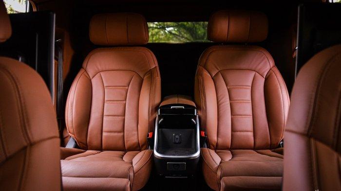 Interior MV3 Garuda Limousine besutan PT Pindad