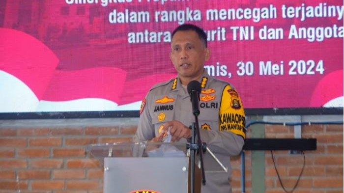 Irwasda Polda jambi Kombes Pol Jannus Parlindungan Siregar hadiri coffe morning bersama Denpom II/2 Jambi di Kopi Ketje Jelutung pada Kamis, (30/04/2024)