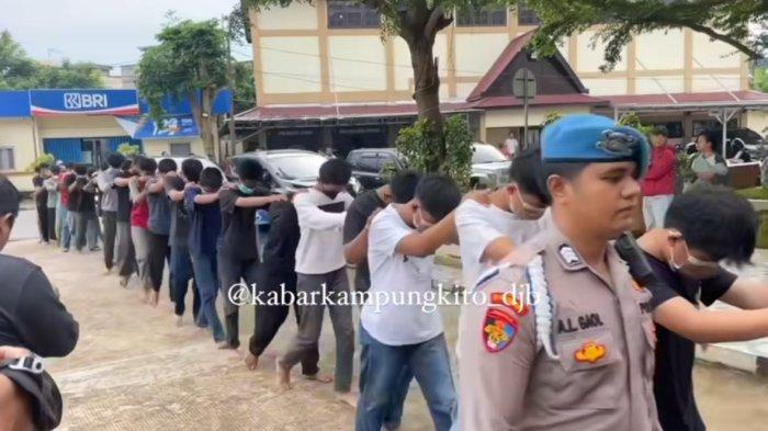 32 pelajar di Kota Jambi diamankan polisi karena tawuran sambil bawa sajam