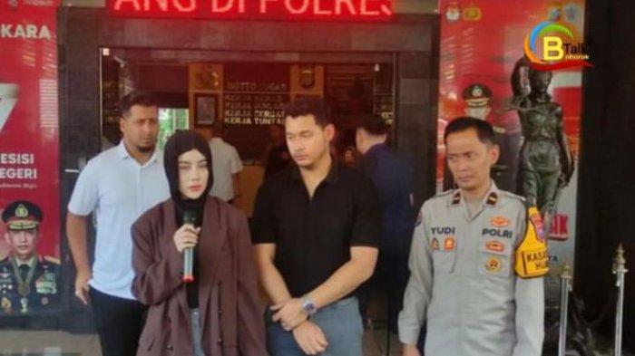 Aghnia Punjabi saat melakukan klarifikasi di Polres Malang, Sabtu (30/3/2024)
