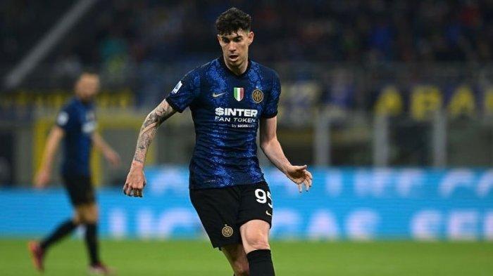Alessandro Bastoni bek Inter Milan yang diminati Manchester City