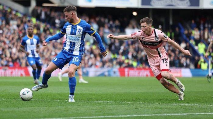 Alexis Mac Allister di Brighton and Hove Albion