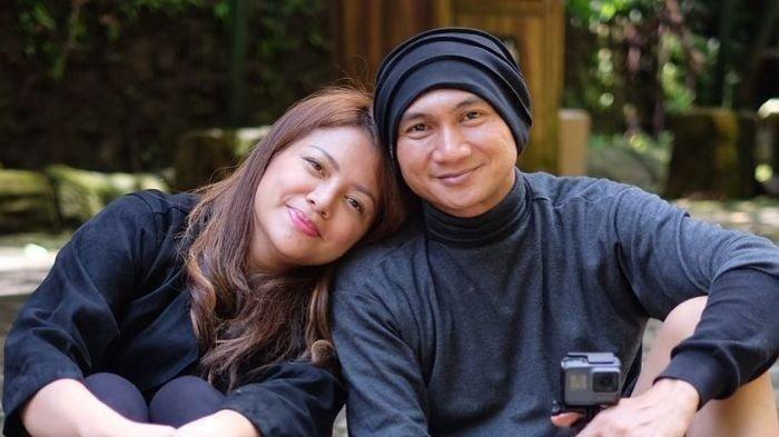 Simak profil/biodata Anji Manji Sosok Eks Vokalis Band DRIVE digugat cerai istrinya, Wina Natalia.
