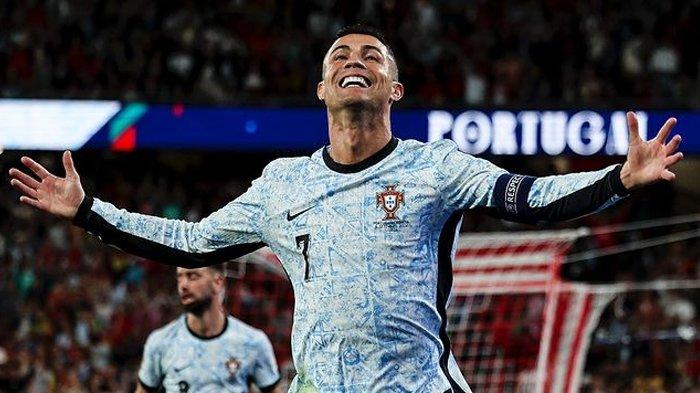 Cristiano Ronaldo selebrasi untuk timnas Portugal