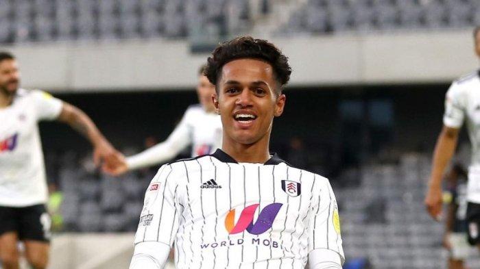 Gelandang Fulham, Fabio Carvalho