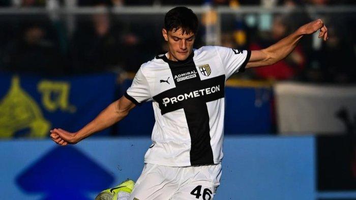 TRANSFER PEMAIN - Giovanni Leoni, bek Parma yang diminati Juventus.