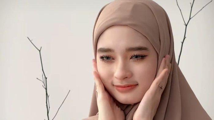 Inara Rusli Izin dengan anak-anaknya untuk Menikah lagi