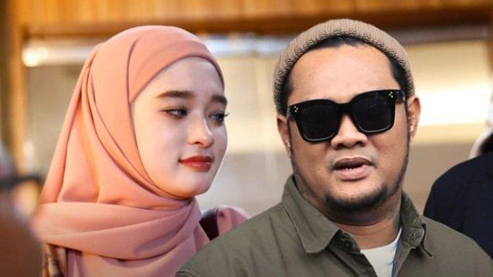 Inara Rusli akhirnya bertemu lagi dengan Virgoun setelah keduanya resmi bercerai