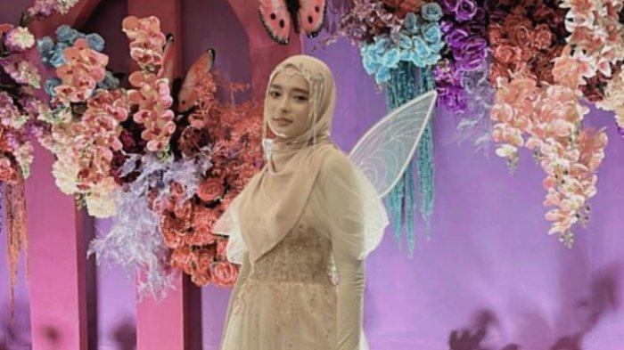 Inara Rusli tampil beda saat ulang tahun Ashanty