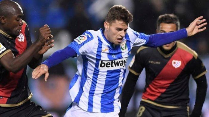 LA LIGA SPANYOL - Duet pemain Leganes dengan Rayo Vallecano. Leganes akan kembali menghadapi Rayo Vallecano dalam pertandingan La Liga Spanyol pada Sabtu (1/2/2025) dini hari. (Foto ini diambil dari akun Instagram klub Leganes pada Jumat (31/1/2025).