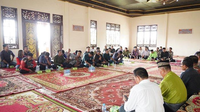 MEDIASI DI TEBO  - Pemerintah Kabupaten Tebo memfasilitasi mediasi penyelesaian konflik yang melibatkan Suku Anak Dalam (SAD) di Kecamatan Tebo Ilir, Kabupaten Tebo.
