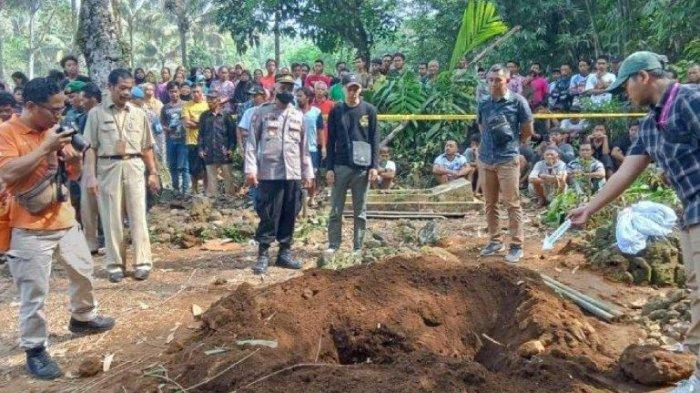 Makam Mahasiswi Kedokteran Dibongkar