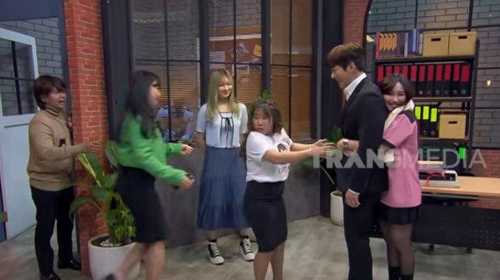 Momen Ayu Ting Ting Peluk Ji Chang Wook