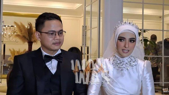 Nadya Mustika dan Iqbal Rosadi